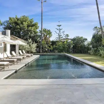 Six bedroom villa with all luxury amenities in Nueva Andalucía, Marbella Picture 50