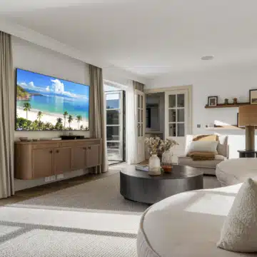 Six bedroom villa with all luxury amenities in Nueva Andalucía, Marbella Picture 14