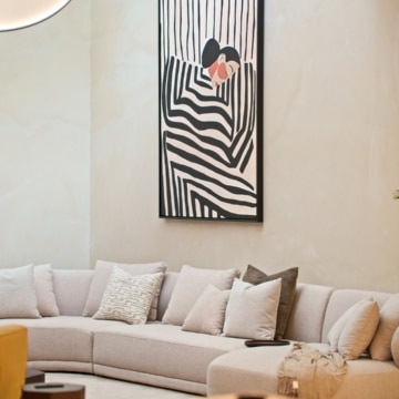 Stylish five bedroom villa with Panoramic Views in Nueva Andalucia, Marbella Picture 32