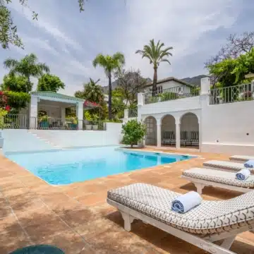 Elegant six-bedroom villa located in the prestigious gated community of Sierra Blanca, Marbella Golden Mile Picture 1