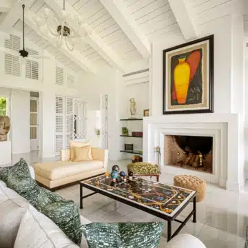 Elegant six-bedroom villa located in the prestigious gated community of Sierra Blanca, Marbella Golden Mile Picture 11