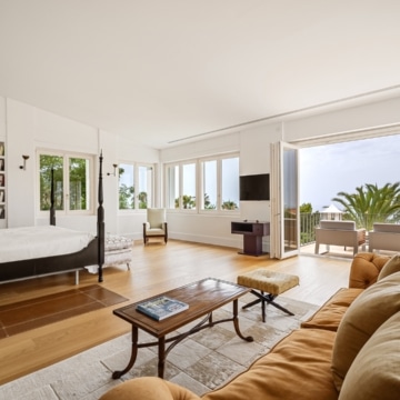 Elegant six-bedroom villa located in the prestigious gated community of Sierra Blanca, Marbella Golden Mile Picture 22