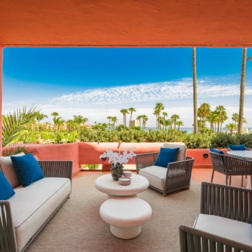 Beautiful renovated beachfront apartment in Cabo Bermejo, Estepona East Picture 12
