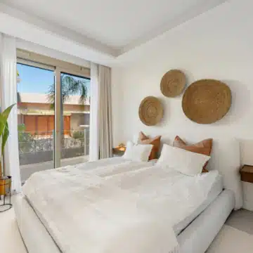 Luxury Groundfloor duplex with private pool in Benalús, Marbella Golden Mile Picture 1