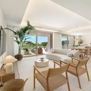Luxury Groundfloor duplex with private pool in Benalús, Marbella Golden Mile Picture 2