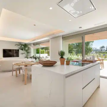 Luxury Groundfloor duplex with private pool in Benalús, Marbella Golden Mile Picture 8