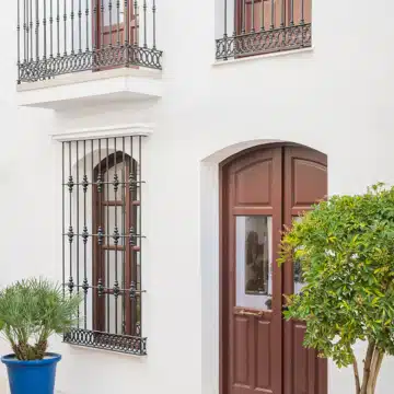 Maria Caridad – Six Townhouses with traditional Andalusian architecture in Estepona Old Town Picture 2