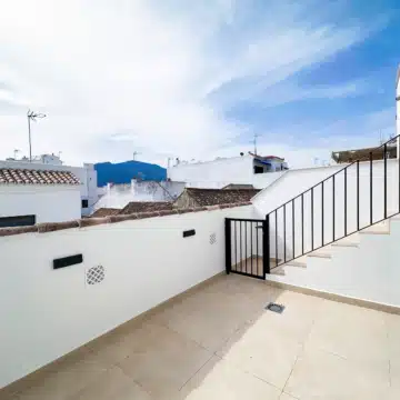 Maria Caridad – Six Townhouses with traditional Andalusian architecture in Estepona Old Town Picture 9