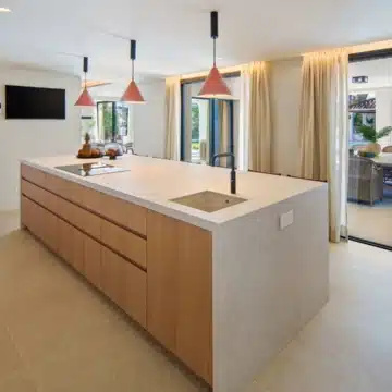 Luxury Five bedrooms frontline golf villa in La Cerquilla, Nueva Andalucía Picture 44