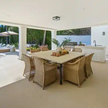 Luxury Five bedrooms frontline golf villa in La Cerquilla, Nueva Andalucía Picture 48