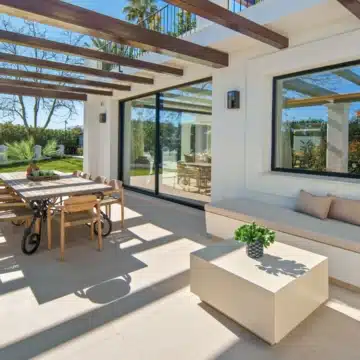 Luxury Five bedrooms frontline golf villa in La Cerquilla, Nueva Andalucía Picture 57