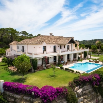 Luxury villa with incredible panoramic sea views in El Velerin, Estepona Picture 36