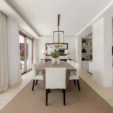 Luxury villa with contemporary architecture and beautiful interiors in the heart of Las Brisas, Nueva Andalucia Picture 15