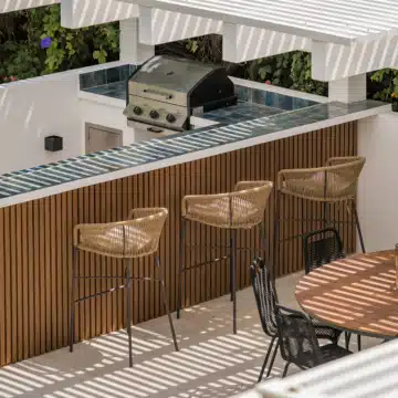 Luxury villa with contemporary architecture and beautiful interiors in the heart of Las Brisas, Nueva Andalucia Picture 25