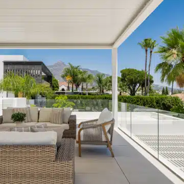 Luxury villa with contemporary architecture and beautiful interiors in the heart of Las Brisas, Nueva Andalucia Picture 44