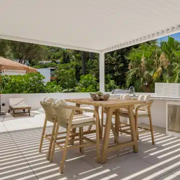 Luxury villa with contemporary architecture and beautiful interiors in the heart of Las Brisas, Nueva Andalucia Picture 48