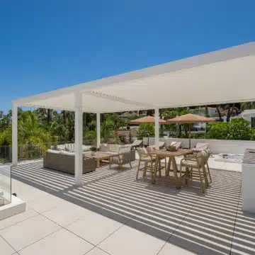 Luxury villa with contemporary architecture and beautiful interiors in the heart of Las Brisas, Nueva Andalucia Picture 49