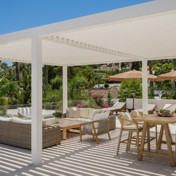 Luxury villa with contemporary architecture and beautiful interiors in the heart of Las Brisas, Nueva Andalucia Picture 5