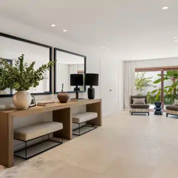 Luxury villa with contemporary architecture and beautiful interiors in the heart of Las Brisas, Nueva Andalucia Picture 27