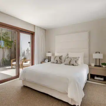Luxury villa with contemporary architecture and beautiful interiors in the heart of Las Brisas, Nueva Andalucia Picture 65