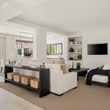 Luxury villa with contemporary architecture and beautiful interiors in the heart of Las Brisas, Nueva Andalucia Picture 14