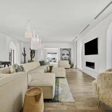 Frontline golf single-level luxury villa in Guadalmina Alta, San Pedro de Alcantara Picture 0