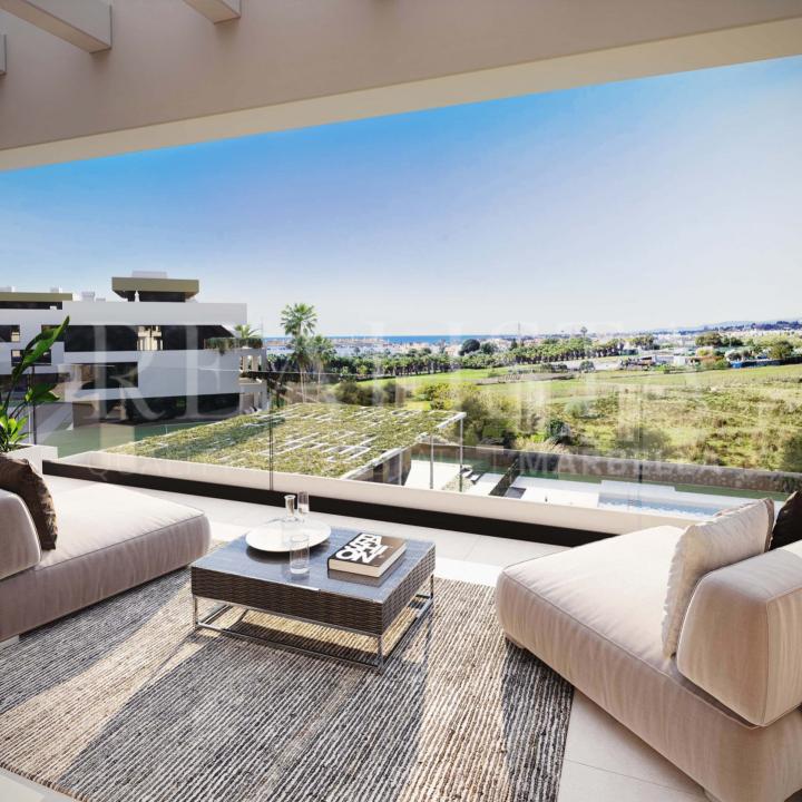 Symphony Suites, modern and elegant groundfloors and penthouses with sea views in the New Golden Mile Picture 2