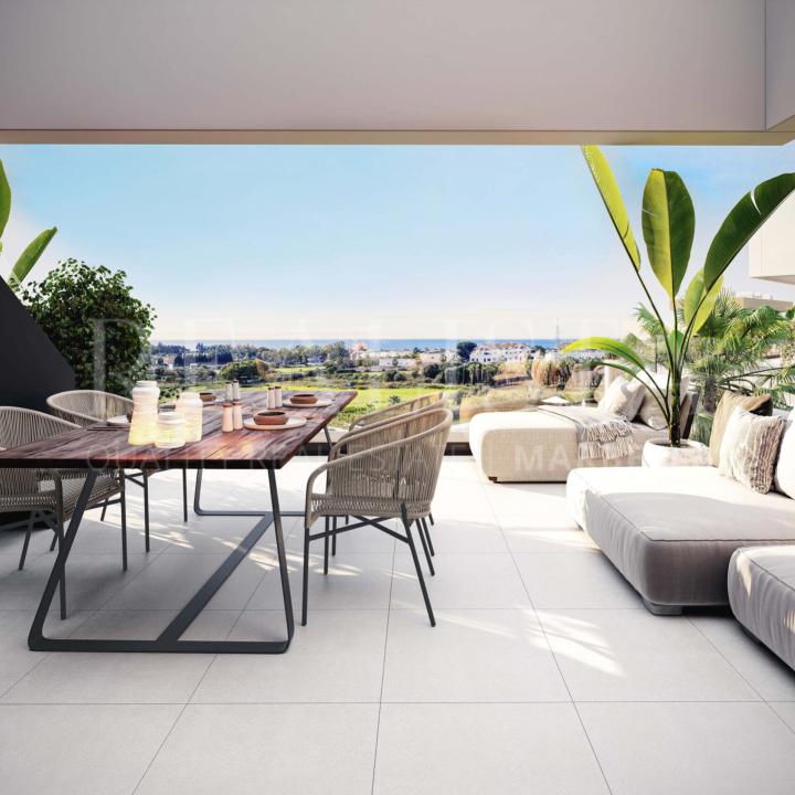 Symphony Suites, modern and elegant groundfloors and penthouses with sea views in the New Golden Mile Picture 3