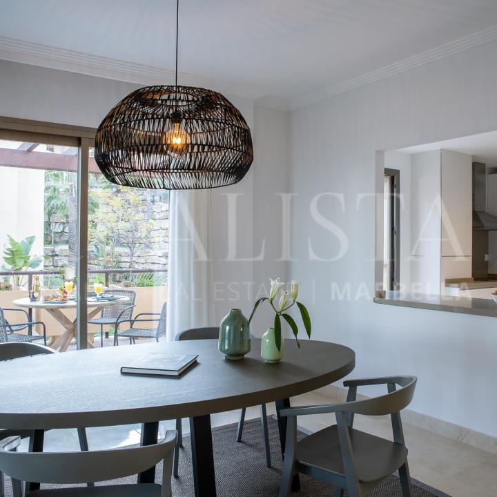 Apartments with stunning sea views in La Alqueria, Benahavis Picture 19