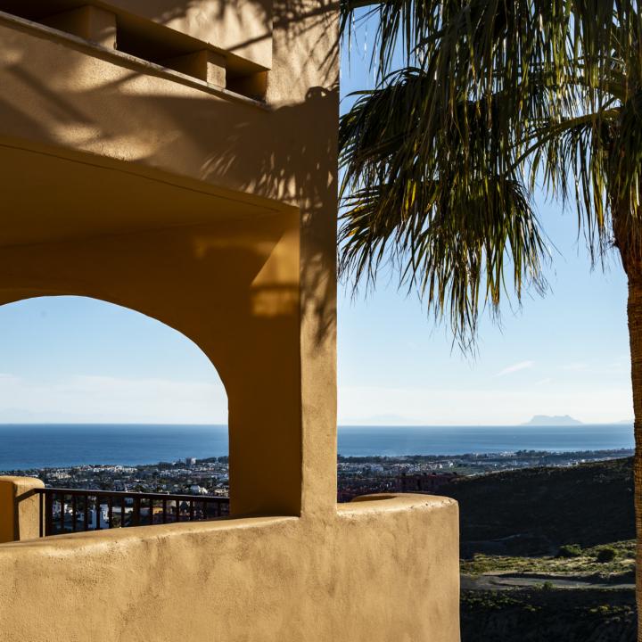 Apartments with stunning sea views in La Alqueria, Benahavis Picture 34