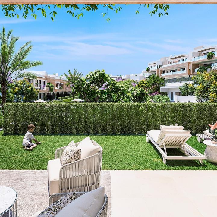 Luxury 2 and 3 bedroom apartments and penthouses in prestigious Atalaya Picture 4