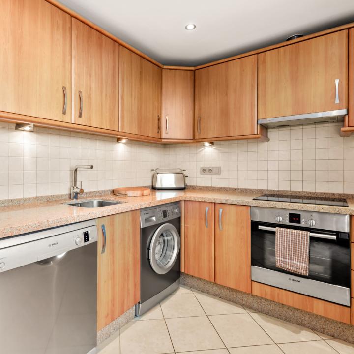 Beautiful 3 bedroom duplex penthouse with sea views for sale in Selwo, Estepona New Golden Mile Picture 6