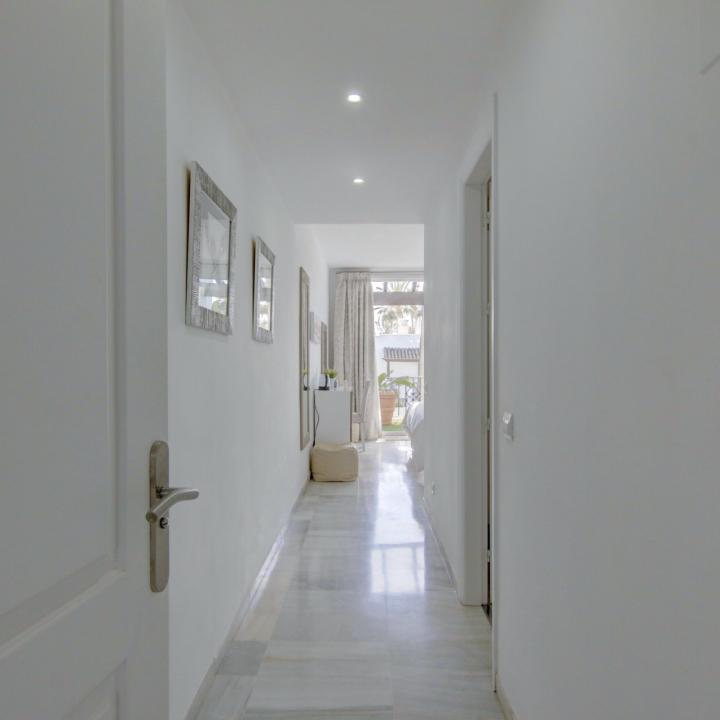 Presenting a Luxurious Beachside 2-Bedroom Duplex Penthouse for sale in Alcazaba Beach, Estepona Picture 13