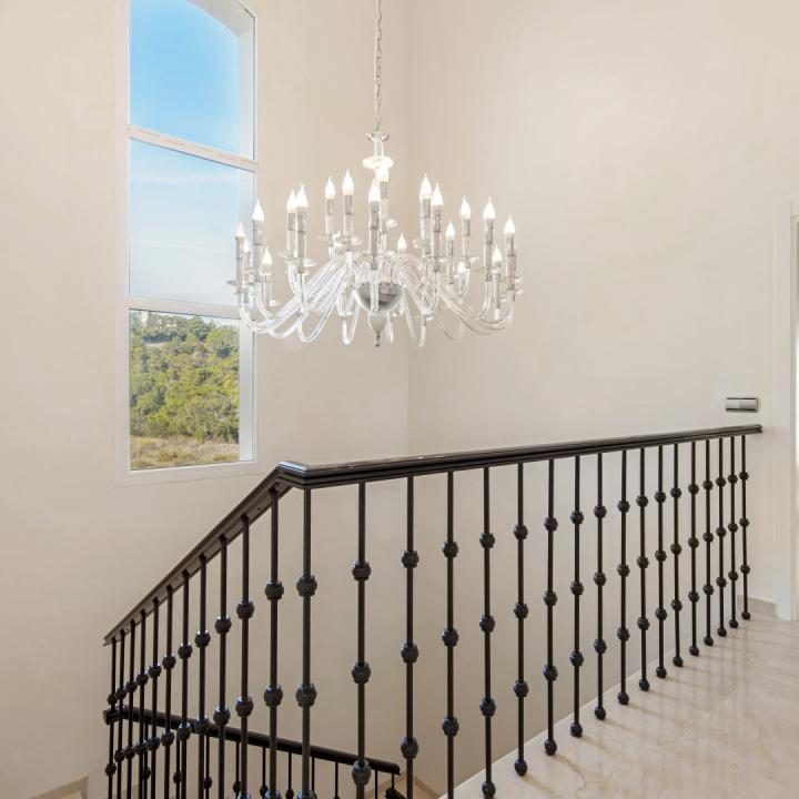 Beautiful 4 bedroom villa for sale with sea views in Marbella Club Golf Resort, Benahavis Picture 12