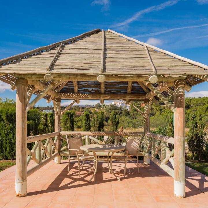 Beautiful 4 bedroom villa for sale with sea views in Marbella Club Golf Resort, Benahavis Picture 24