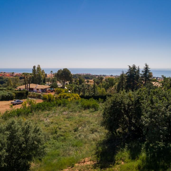 Plot with project and with license with sea views in Cascada de Camojan, Marbella Golden Mile Picture 14