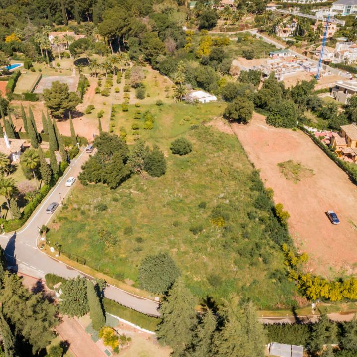 Plot with project and with license with sea views in Cascada de Camojan, Marbella Golden Mile Picture 15