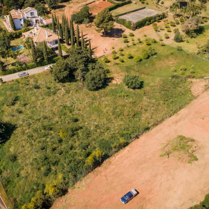 Plot with project and with license with sea views in Cascada de Camojan, Marbella Golden Mile Picture 17