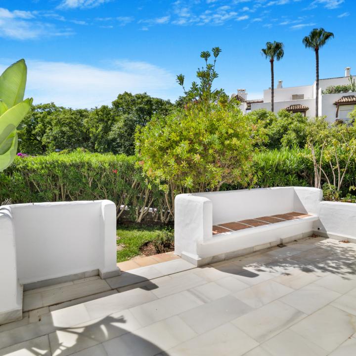 Wonderful three bedroom, south facing, ground floor apartment in Alhambra del Mar, on Marbella´s prestigious Golden Mile Picture 12