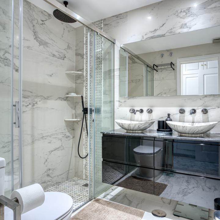 Fully renovated two bedroom, ground floor apartment in the well-known and gated community Marbella Real Picture 25