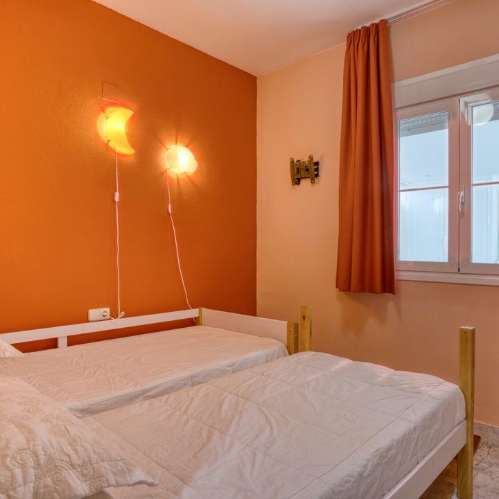 Fully renovated two bedroom, ground floor apartment in the well-known and gated community Marbella Real Picture 27