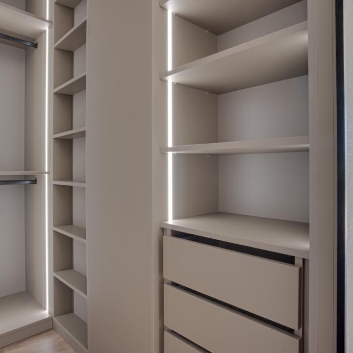 Stunning four bedroom, beachside contemporary style Villa located in Costalita, Estepona Picture 26