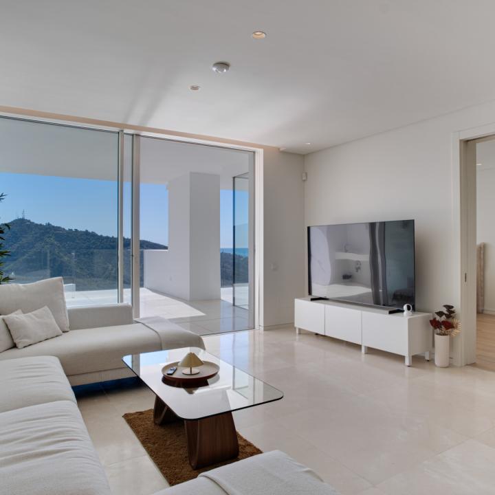 Beautiful two bedroom, south east facing apartment located in the exclusive Urbanisation Palo Alto Picture 5