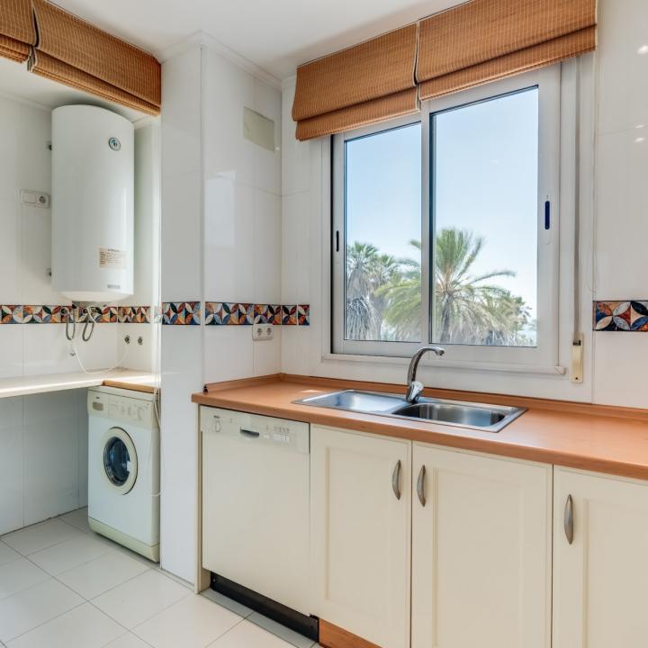 Impressive two bedroom, south west facing apartment in the beachfront community Playa Esmeralda Picture 25