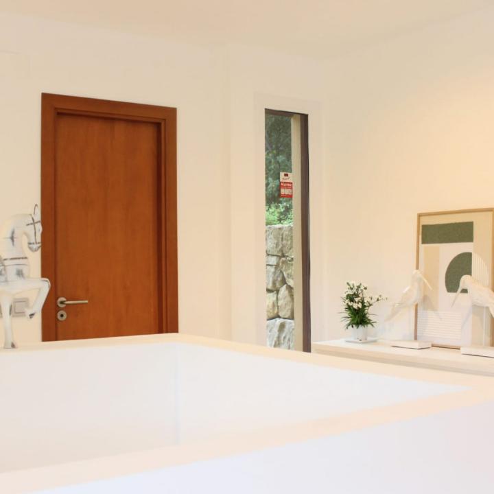 Spacious East-Facing Three-Bedroom Villa with Private Pool and Guest Apartment in Benahavís Picture 23