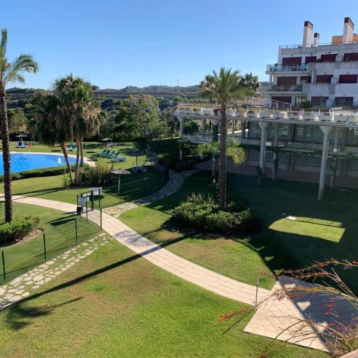 Spacious East-Facing Three-Bedroom Villa with Private Pool and Guest Apartment in Benahavís Picture 24