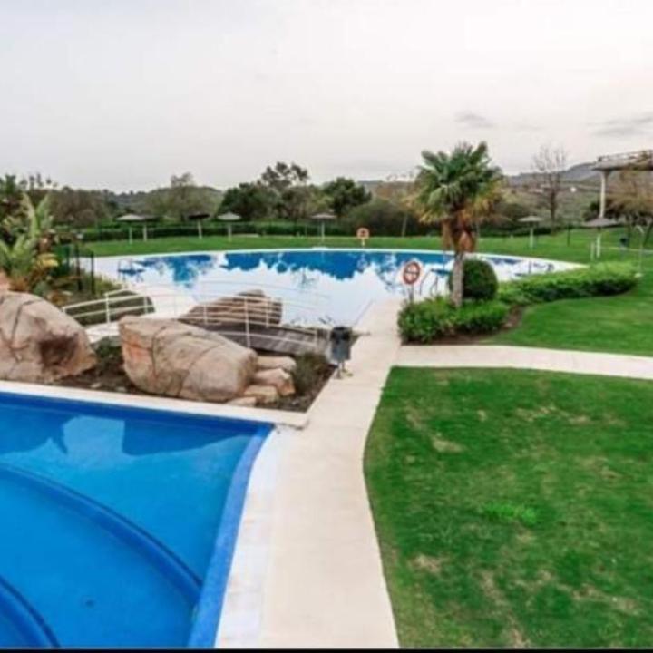 Spacious East-Facing Three-Bedroom Villa with Private Pool and Guest Apartment in Benahavís Picture 29
