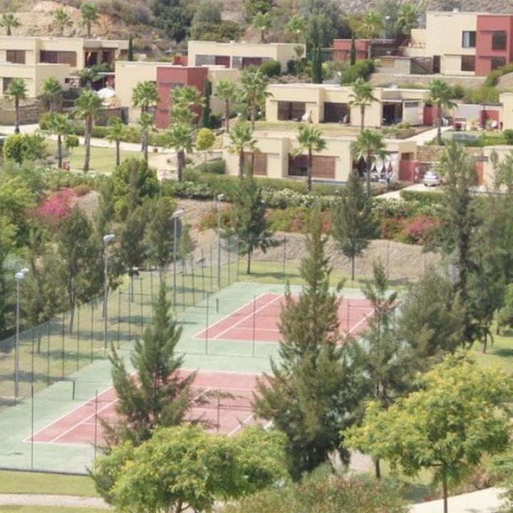 Spacious East-Facing Three-Bedroom Villa with Private Pool and Guest Apartment in Benahavís Picture 7