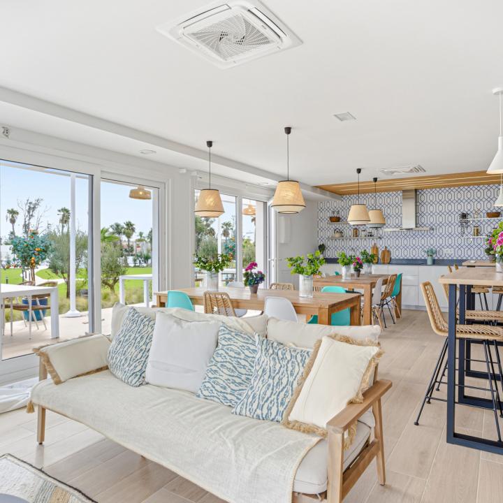 Stylish, southwest facing two bedroom apartment located in the sought-after gated community Acqua Gardens on the New Golden Mile, Estepona Picture 26