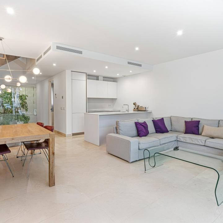 Exceptional four-bedroom townhouse located in an exclusive gated community in La Cala De Mijas Picture 5